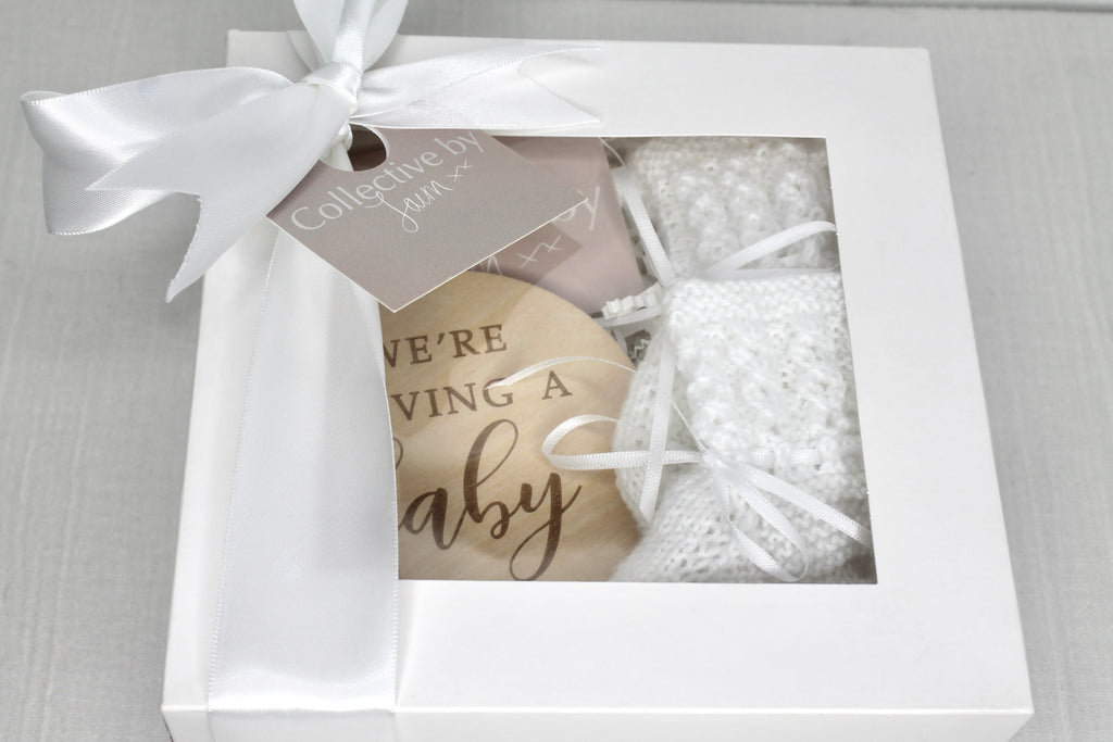 Neutral Baby Announcement Box Gift Set