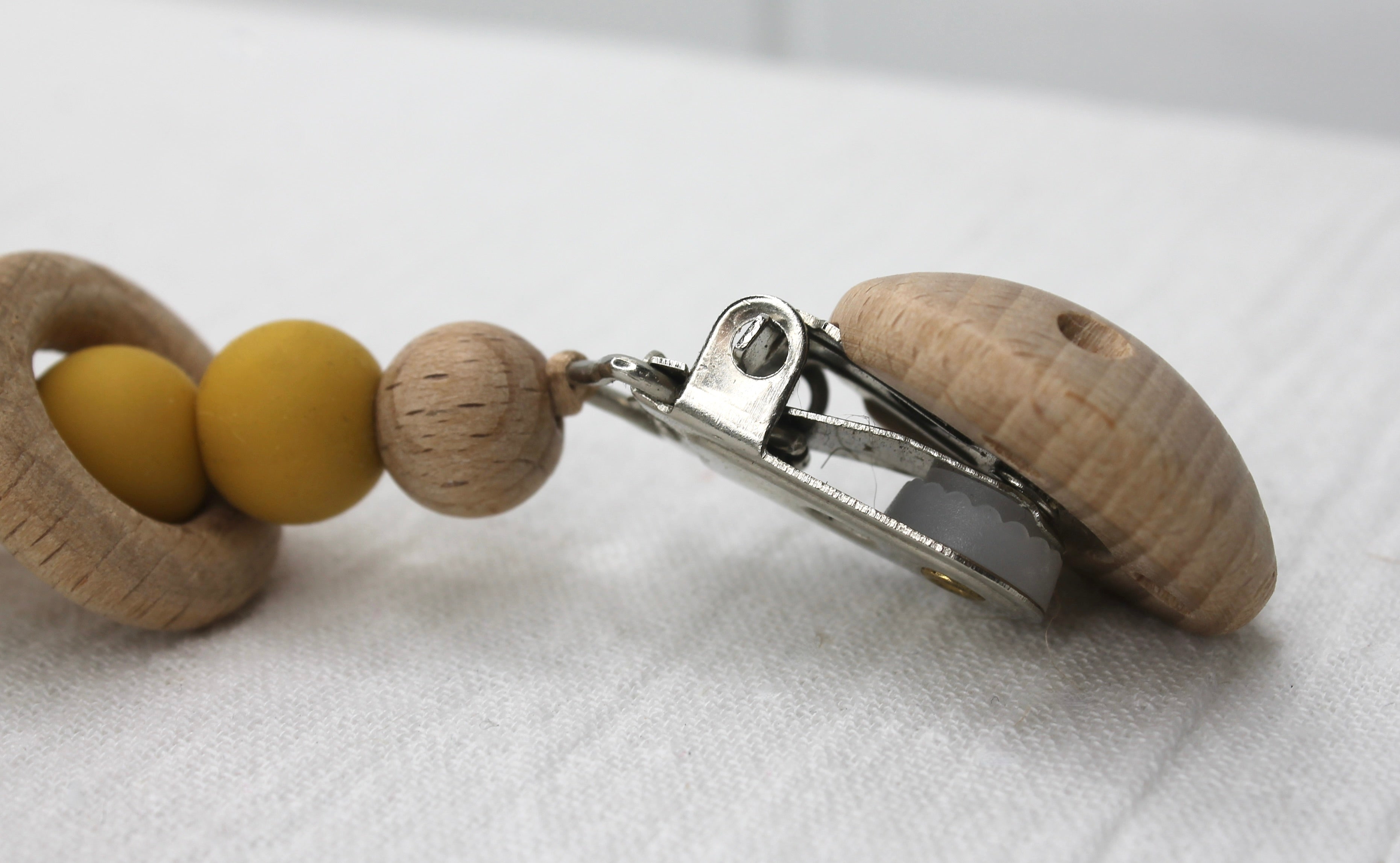 Mustard Silicone and Beechwood Rings Dummy Clip