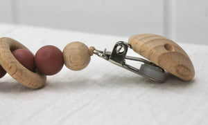 Plum Silicone and Beechwood Rings Dummy Clip