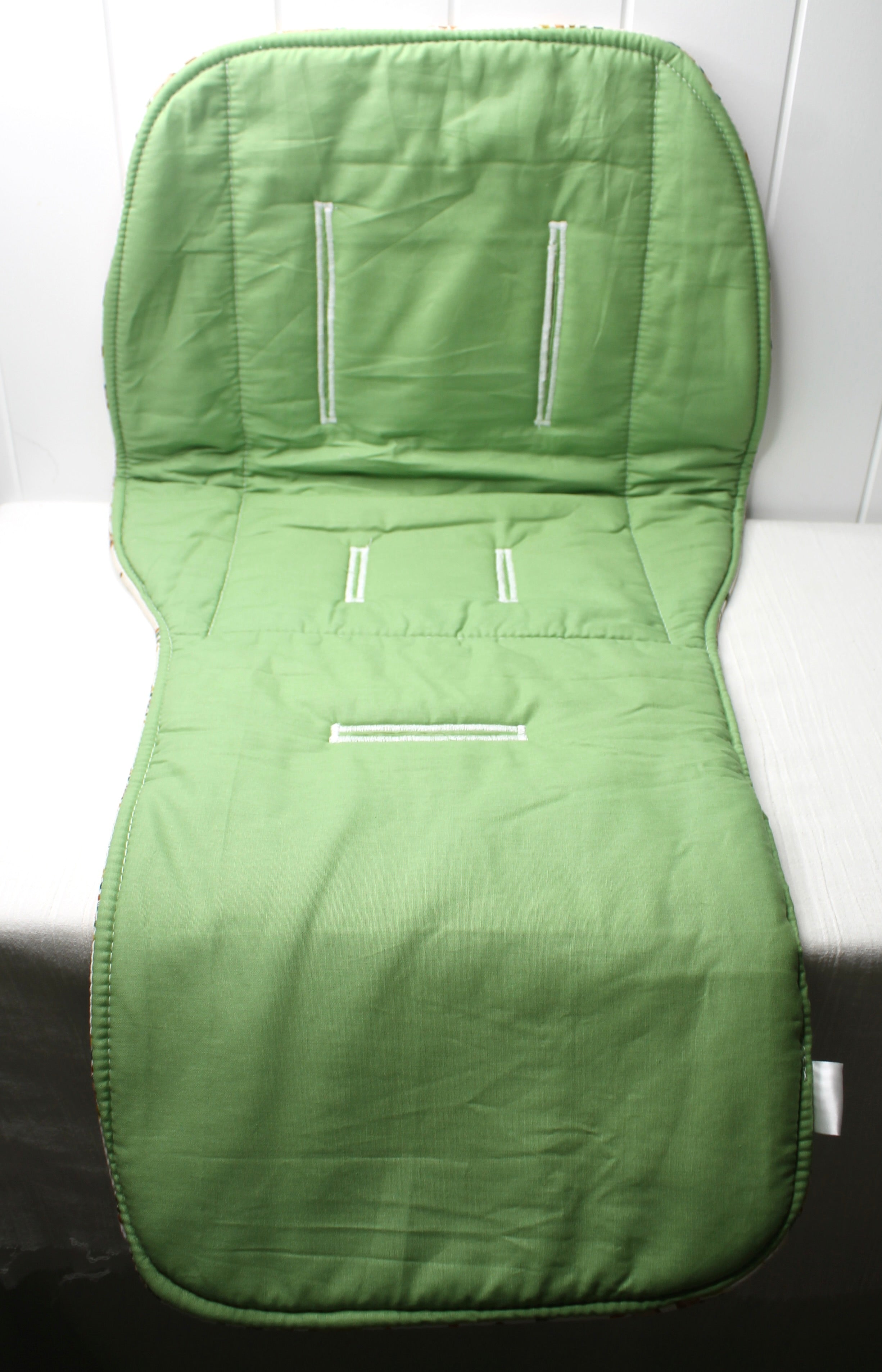 Lion / Sage Reversible Pram Liner with Strap Covers
