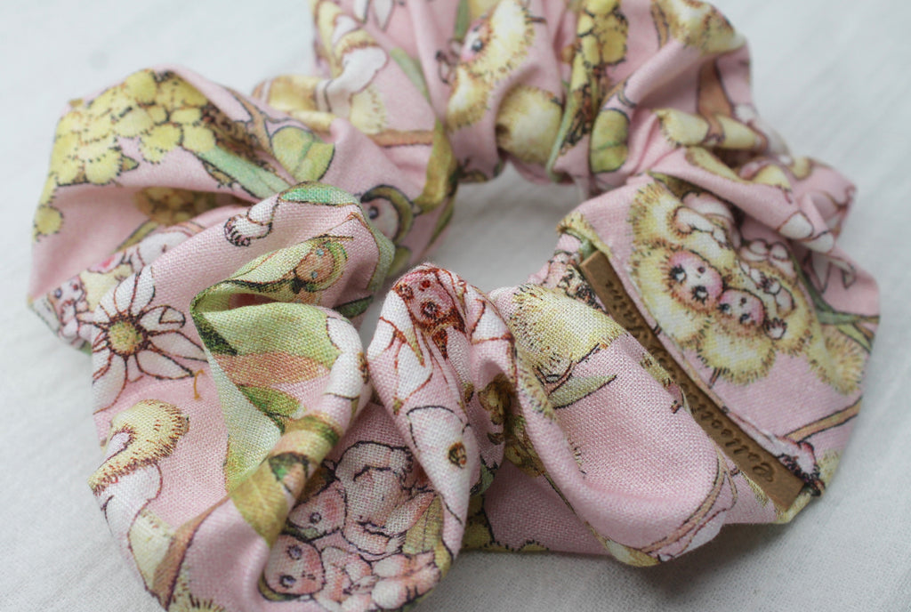 Medium Pink Gumnut Scrunchie