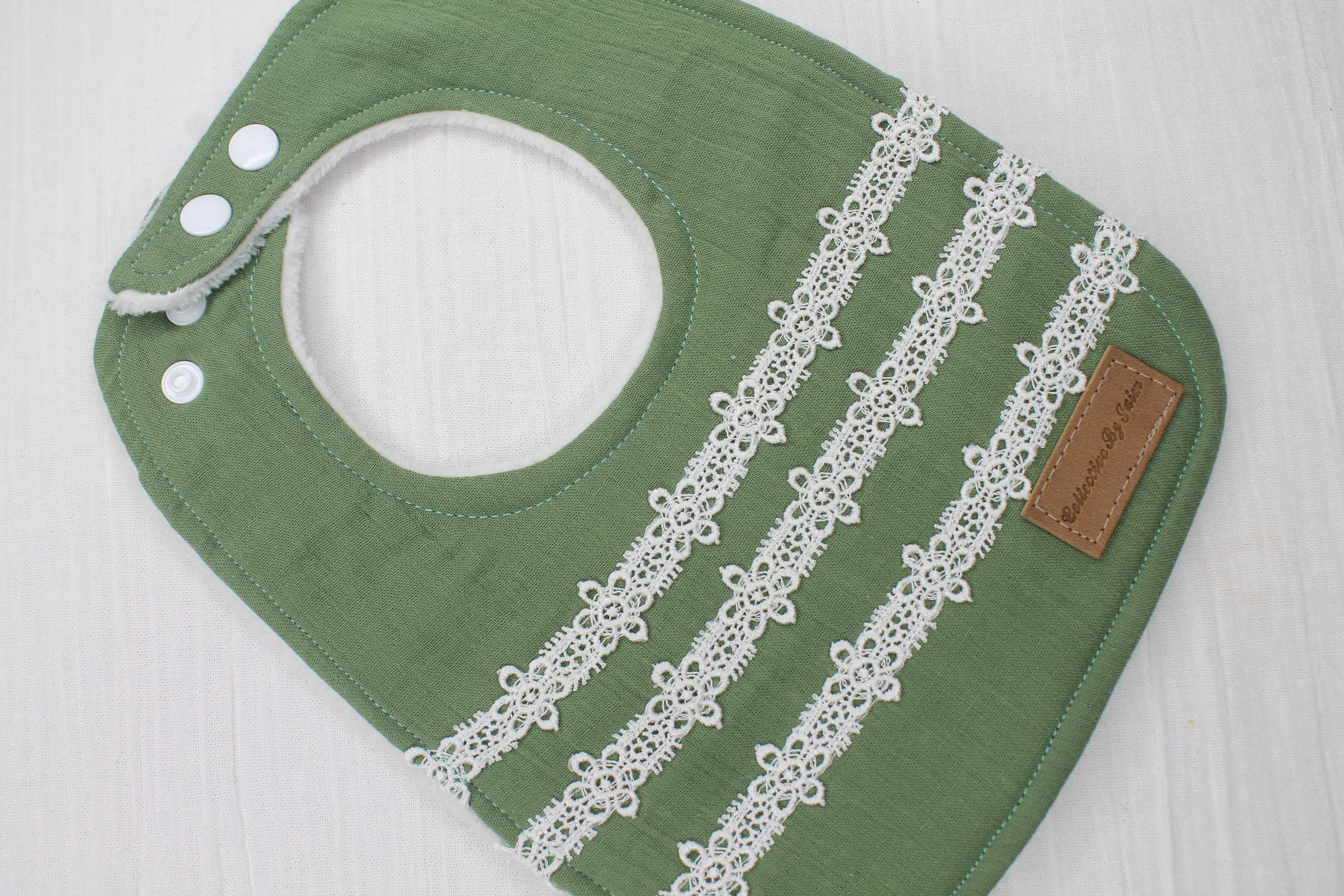 Sage Double Cloth Daisy Chain Lace Bib with Fleece Backing