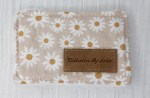 Eye Make-up Wipe - Baby Pink Daisy