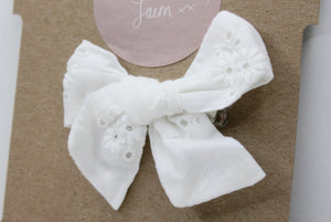 White Embroidered Cotton Bow Clip