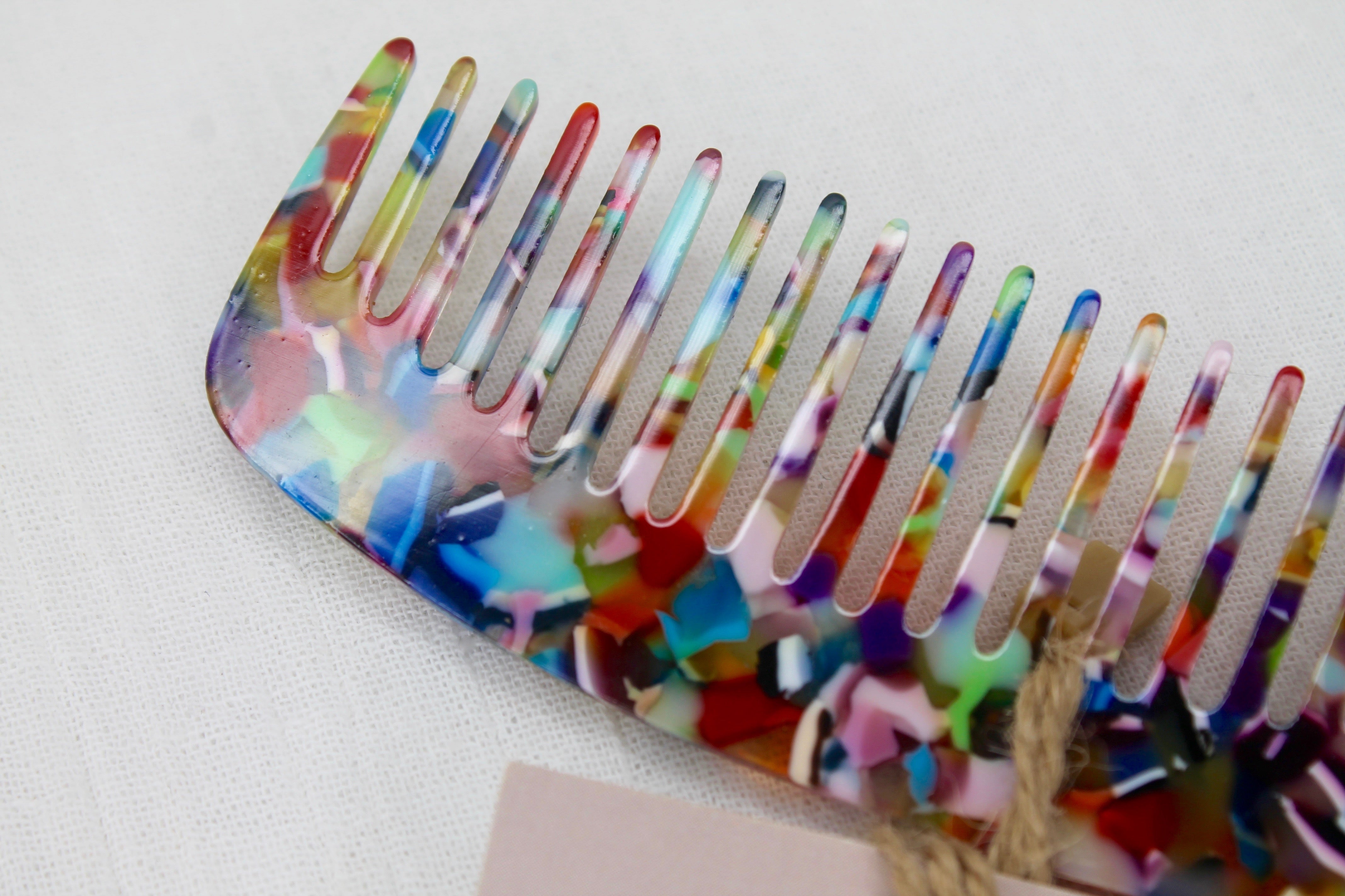 Rainbow Marble Comb
