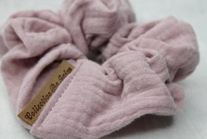 Small Dusty Pink Double Cloth Scrunchie