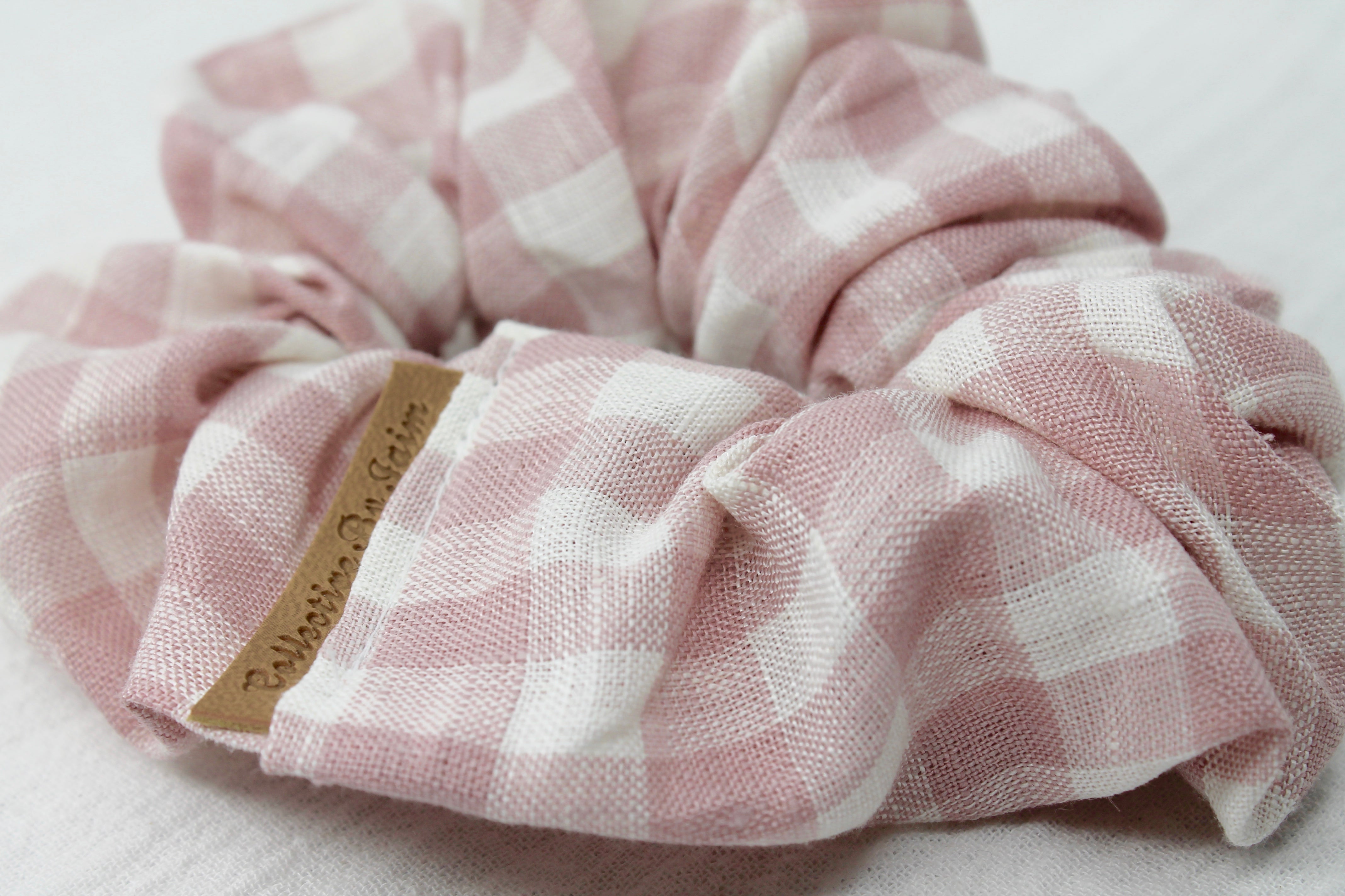 Small Dusty Pink Linen Gingham Scrunchie