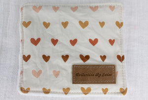 Square Cleanser Wipe - Neutral Love Heart